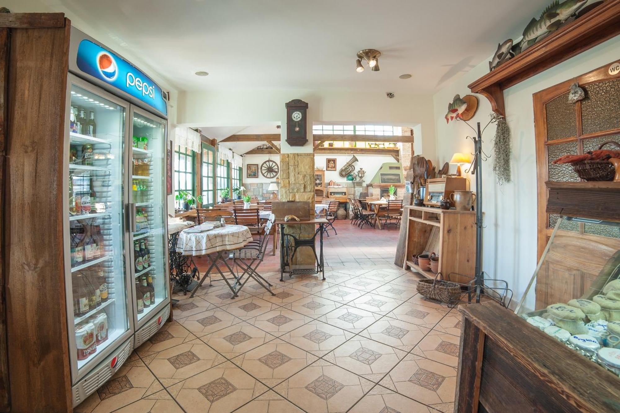 Zajazd Wiejski Szczechy Wielkie Exterior foto