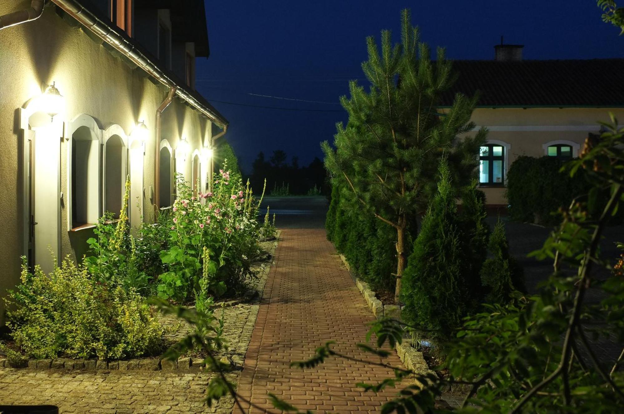 Zajazd Wiejski Szczechy Wielkie Exterior foto