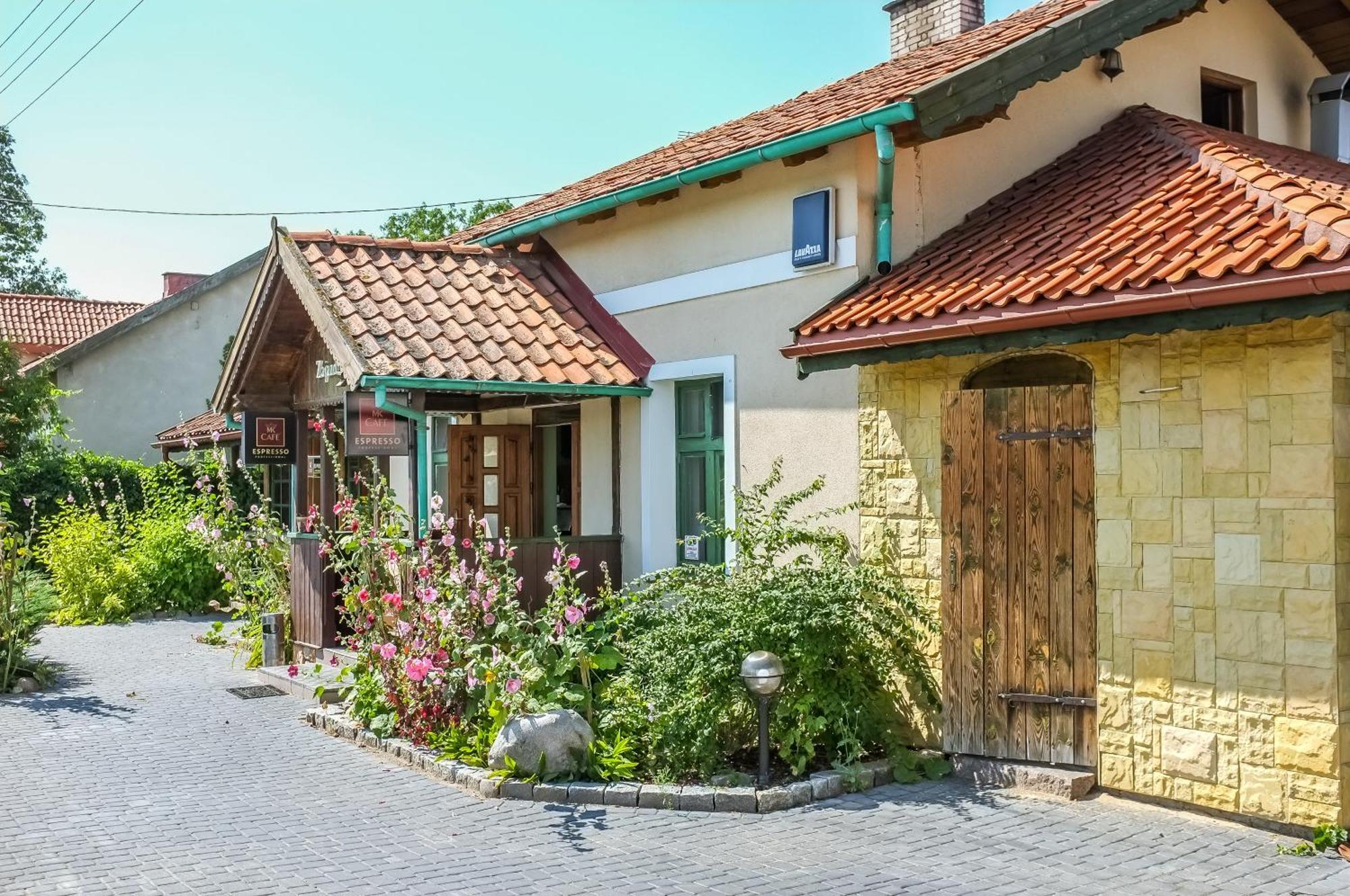 Zajazd Wiejski Szczechy Wielkie Exterior foto