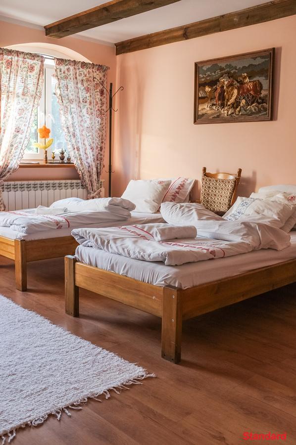 Zajazd Wiejski Szczechy Wielkie Exterior foto